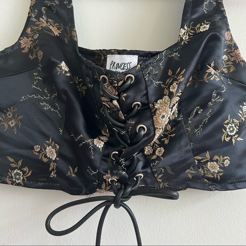 Princess Polly Black Floral Embroidered Lace Up Corset Crop Top Size 6 - Picture 3 of 6